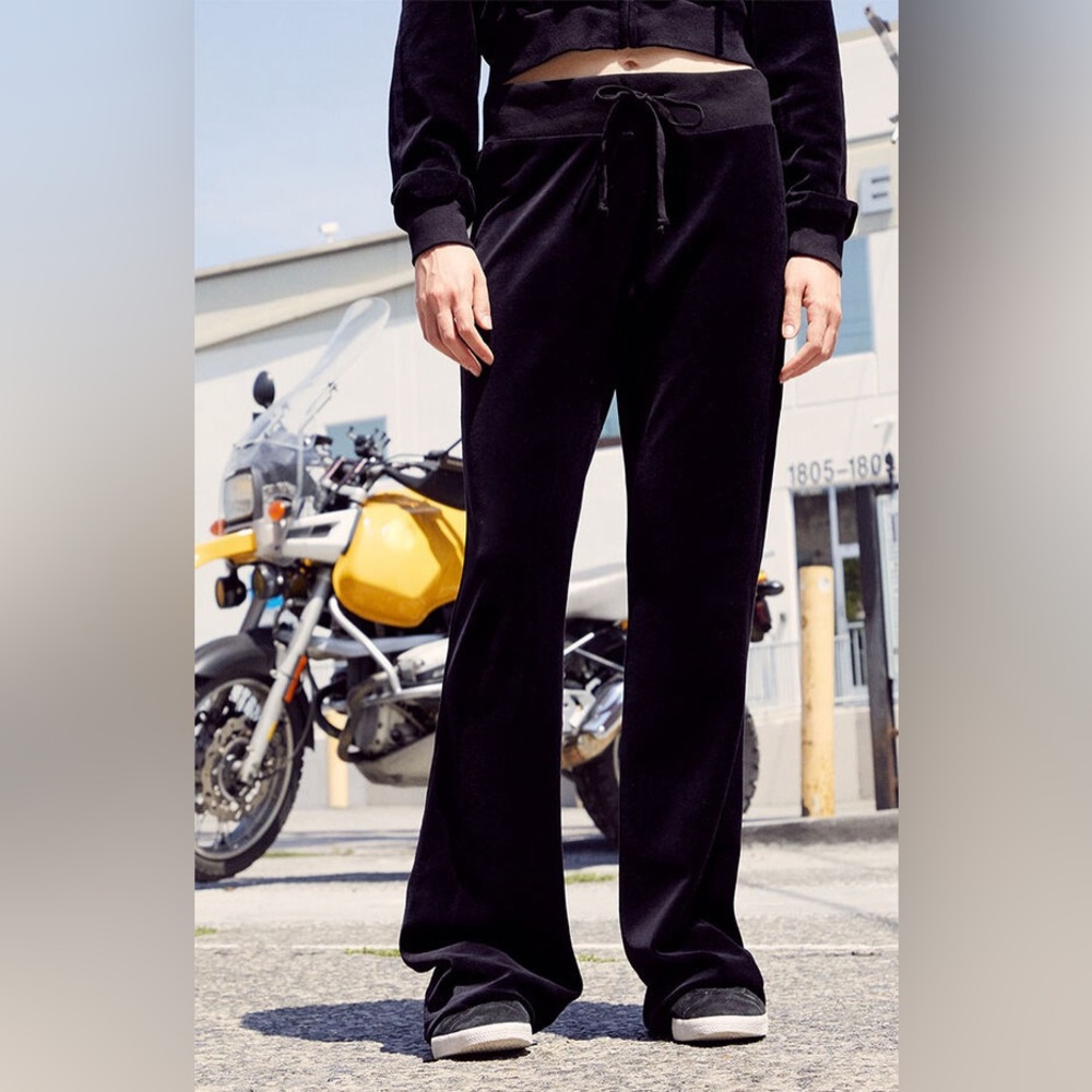 Brandy Melville Black Velvet Wide-Leg Lounge Pants